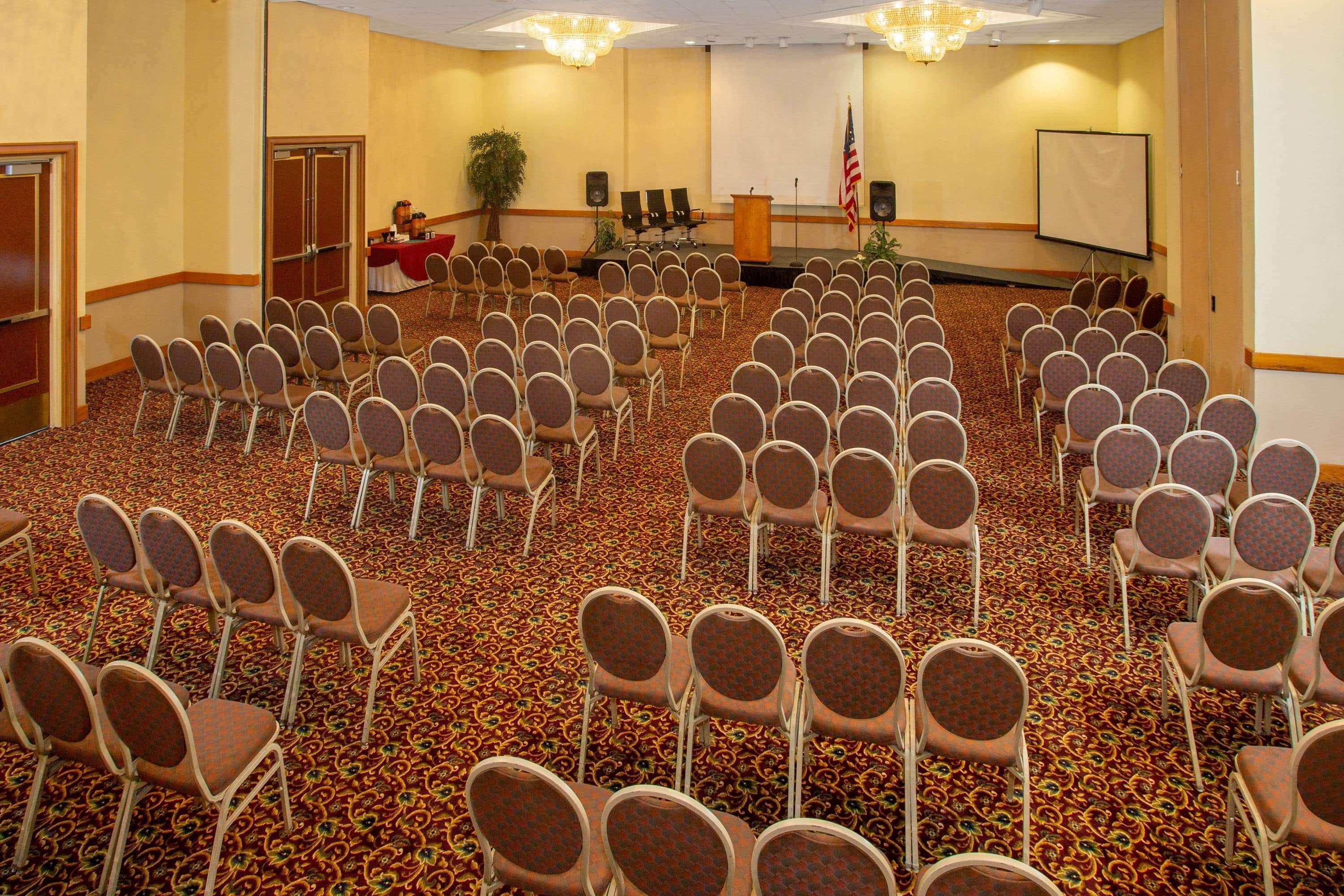 Days Inn & Suites By Wyndham Tallahassee Conf Center I-10 Extérieur photo