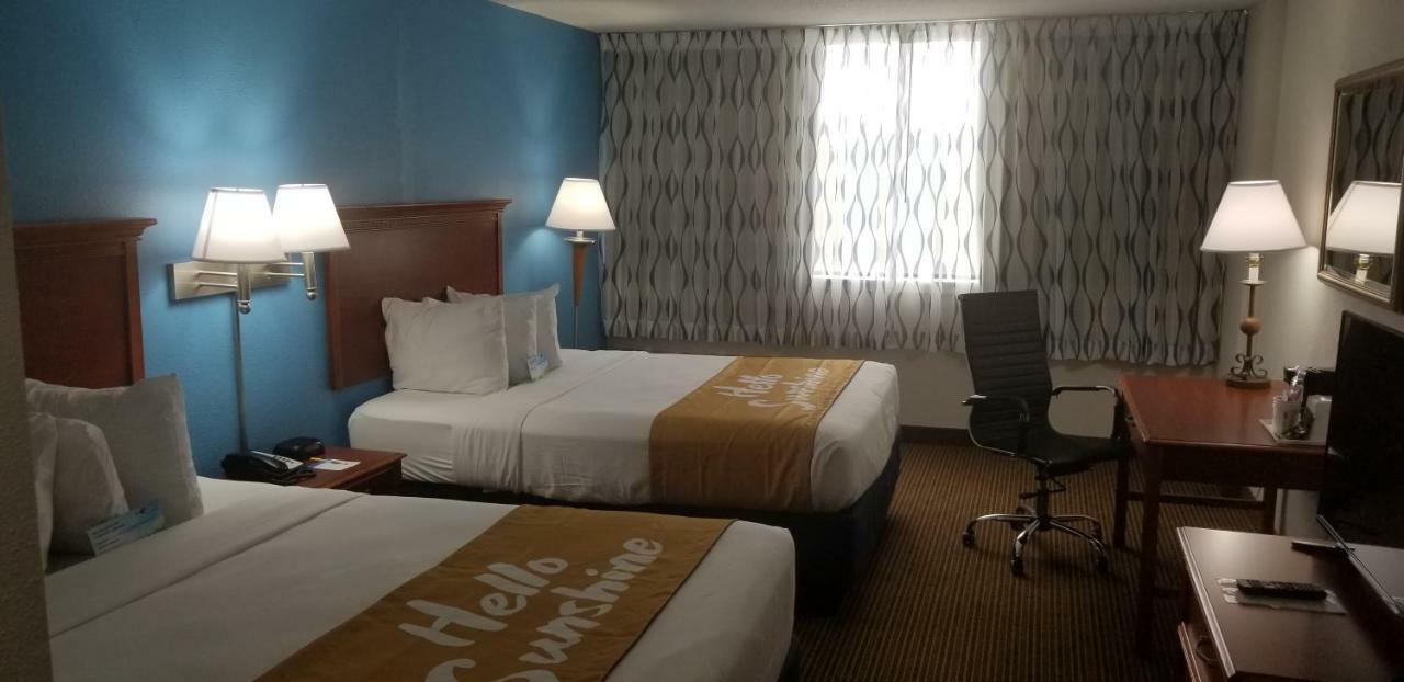 Days Inn & Suites By Wyndham Tallahassee Conf Center I-10 Extérieur photo